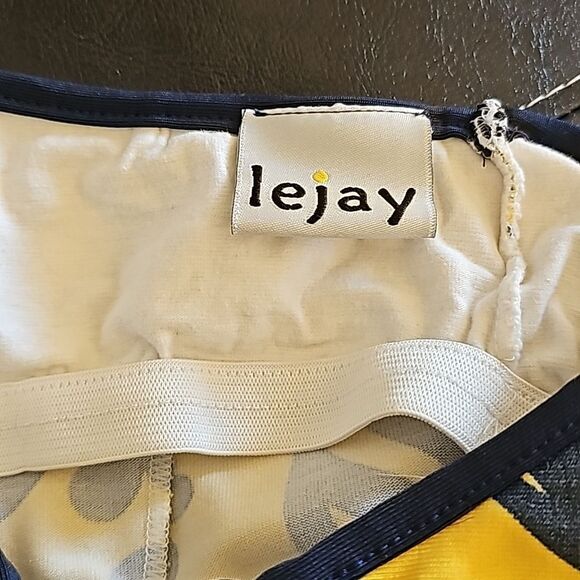 Lejay Ladies Tennis Dress. Size Medium Yellow with Navy Blue Flower Design - Picture 3 of 3